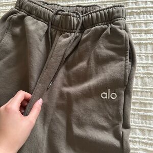 Alo pants